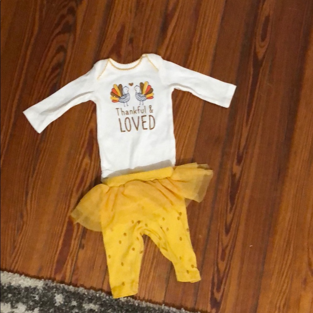 Thanksgiving outfit NB.
